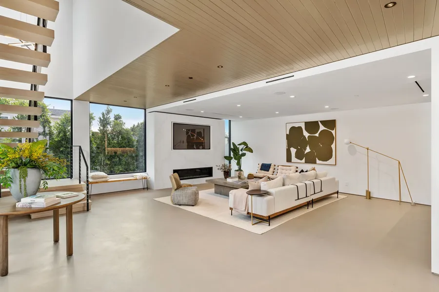 3041 Mountain View Ave, Mar Vista, CA