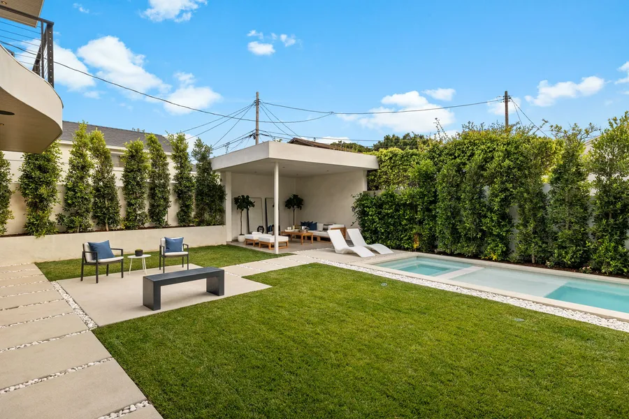 3041 Mountain View Ave, Mar Vista, CA