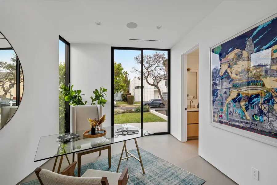 3041 Mountain View Ave, Mar Vista, CA