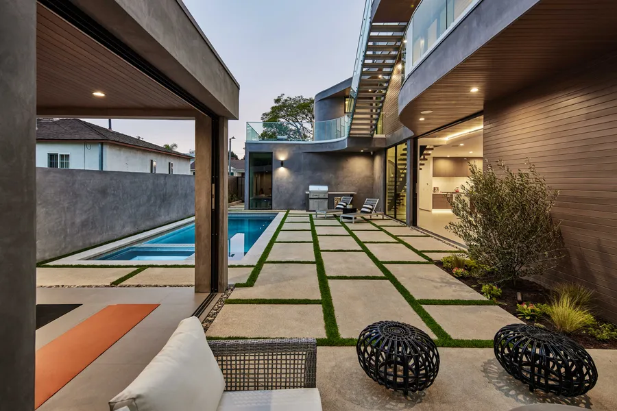 3406 Mountain View Ave, Los Angeles, CA