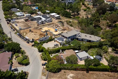 6626 Zumirez Drive, Malibu, CA