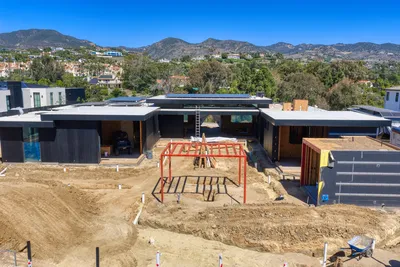 6642 Zumirez Drive, Malibu, CA