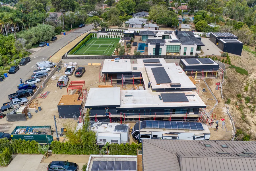 6642 Zumirez Drive, Malibu, CA
