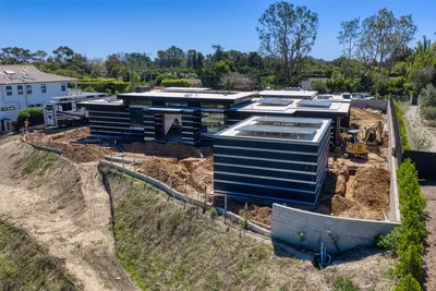 6642 Zumirez Drive, Malibu, CA