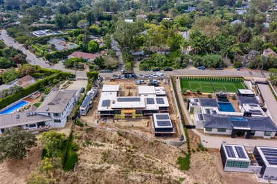 6642 Zumirez Drive, Malibu, CA