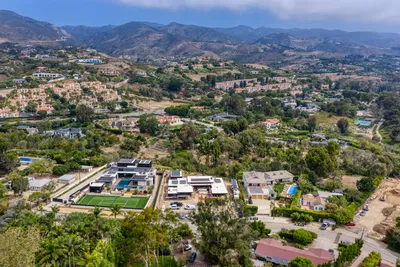 6642 Zumirez Drive, Malibu, CA