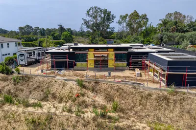 6642 Zumirez Drive, Malibu, CA