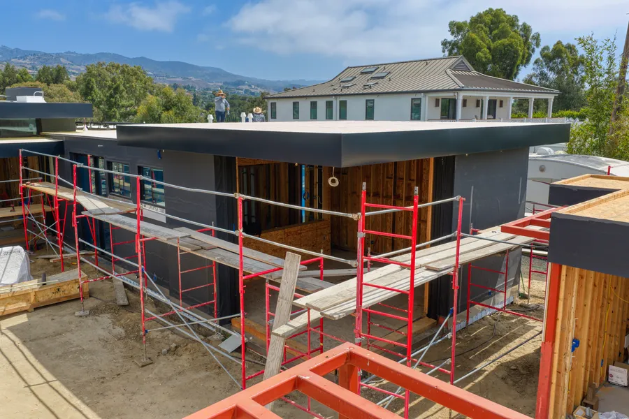6642 Zumirez Drive, Malibu, CA