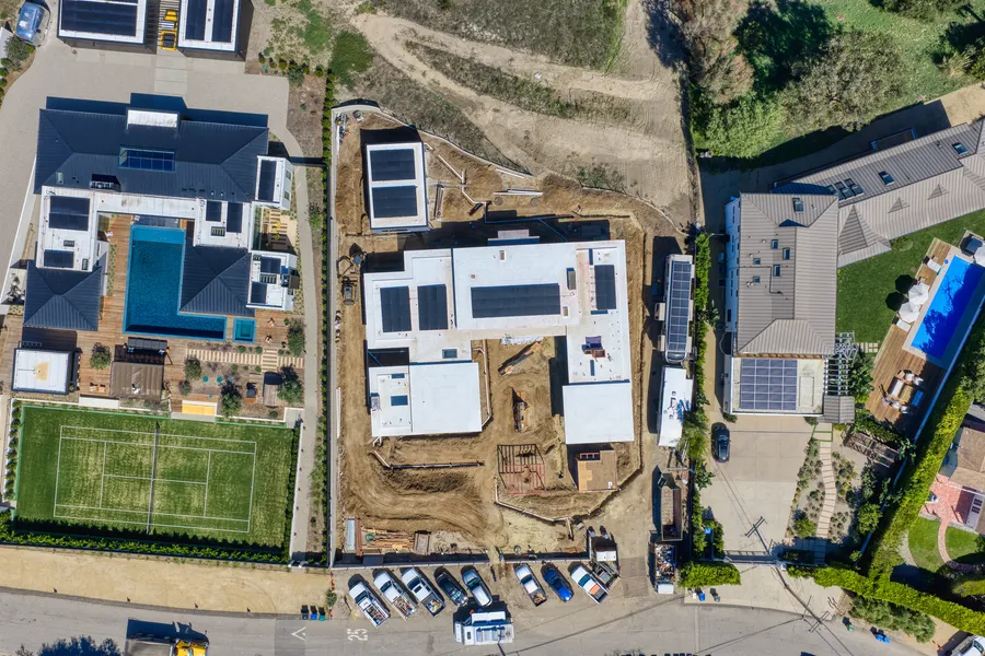 6642 Zumirez Drive, Malibu, CA