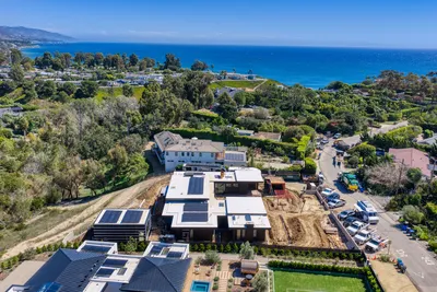 6642 Zumirez Drive, Malibu, CA