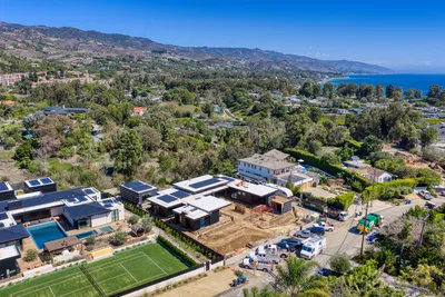 6642 Zumirez Drive, Malibu, CA