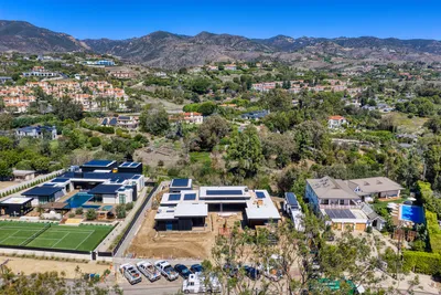 6642 Zumirez Drive, Malibu, CA