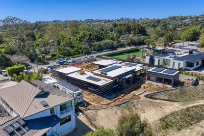 6642 Zumirez Drive, Malibu, CA